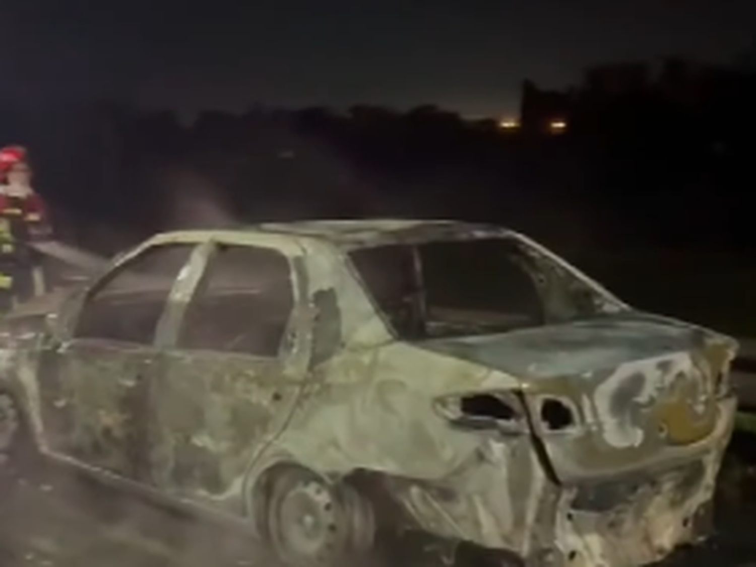 Un auto se incendió en la autopista Rosario-Santa Fe