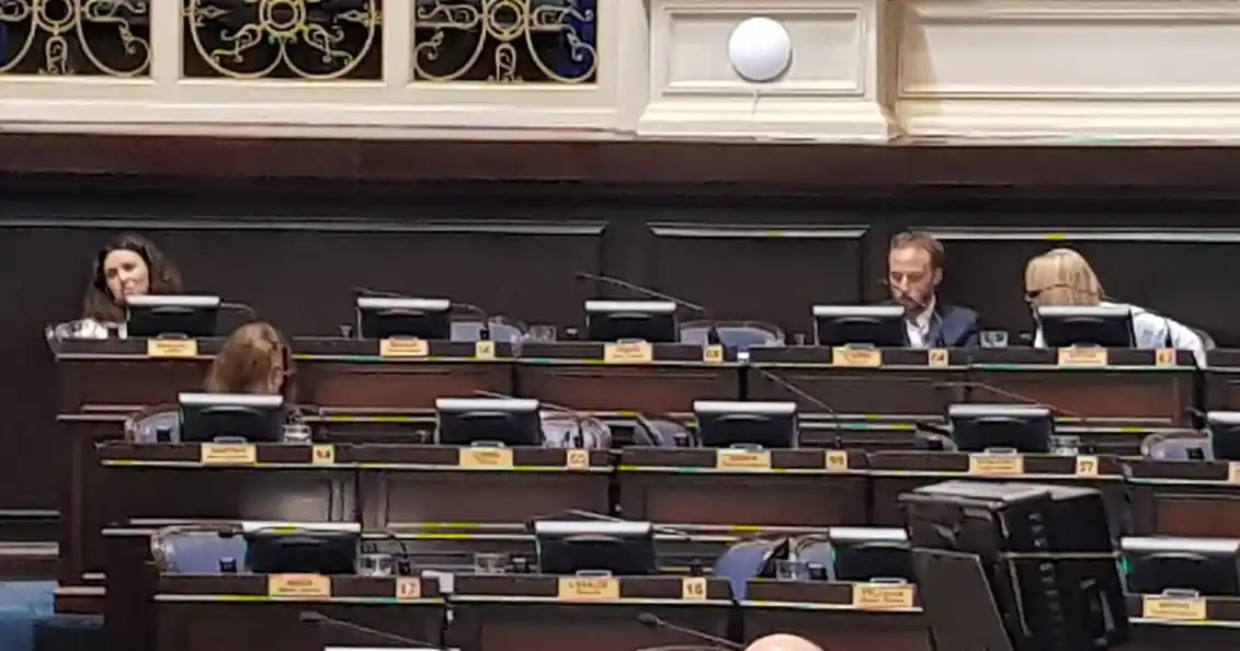 Diputados peronistas facilitaron el quórum para aprobar reforma jubilatoria del Banco Provincia