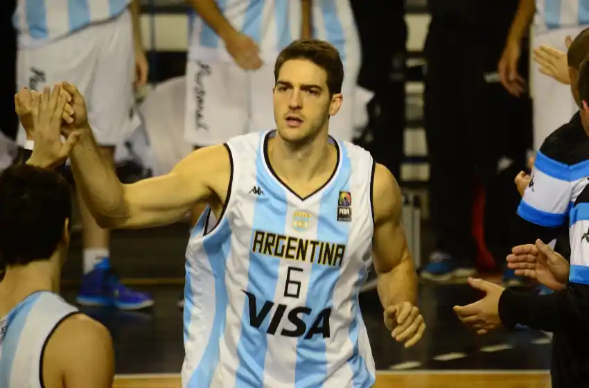 El marplatense Marcos Mata fue convocado a la selección de básquet