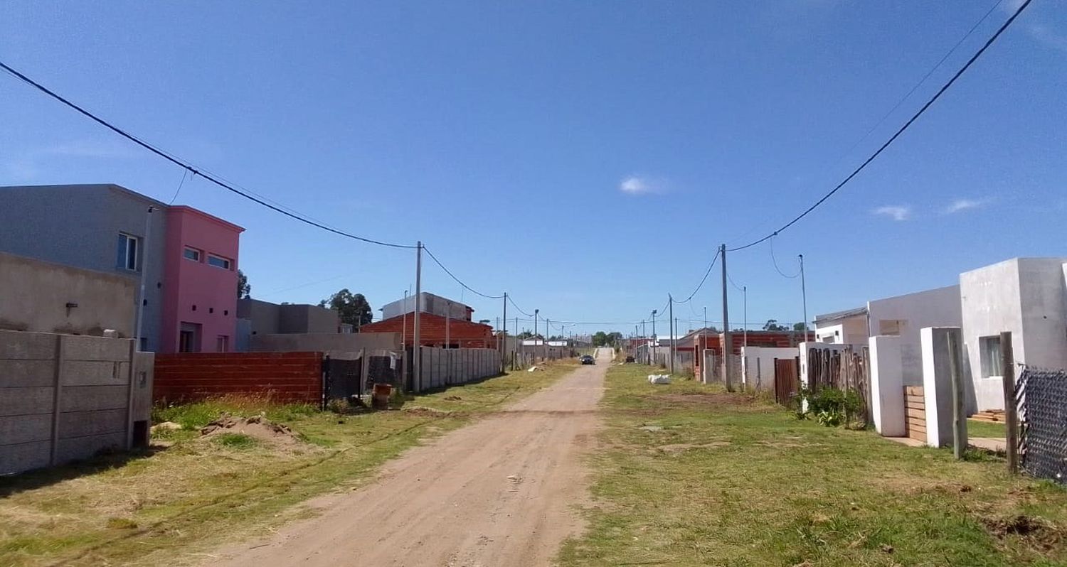 Luminarias y seguridad, las principales demandas de vecinos de La Movediza
