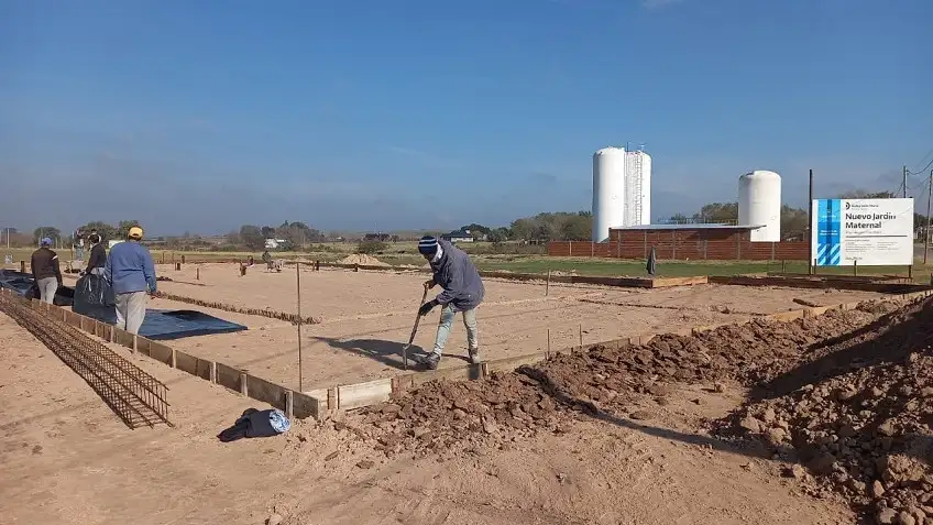 Comenzó la construcción del edificio para el Jardín Maternal Municipal