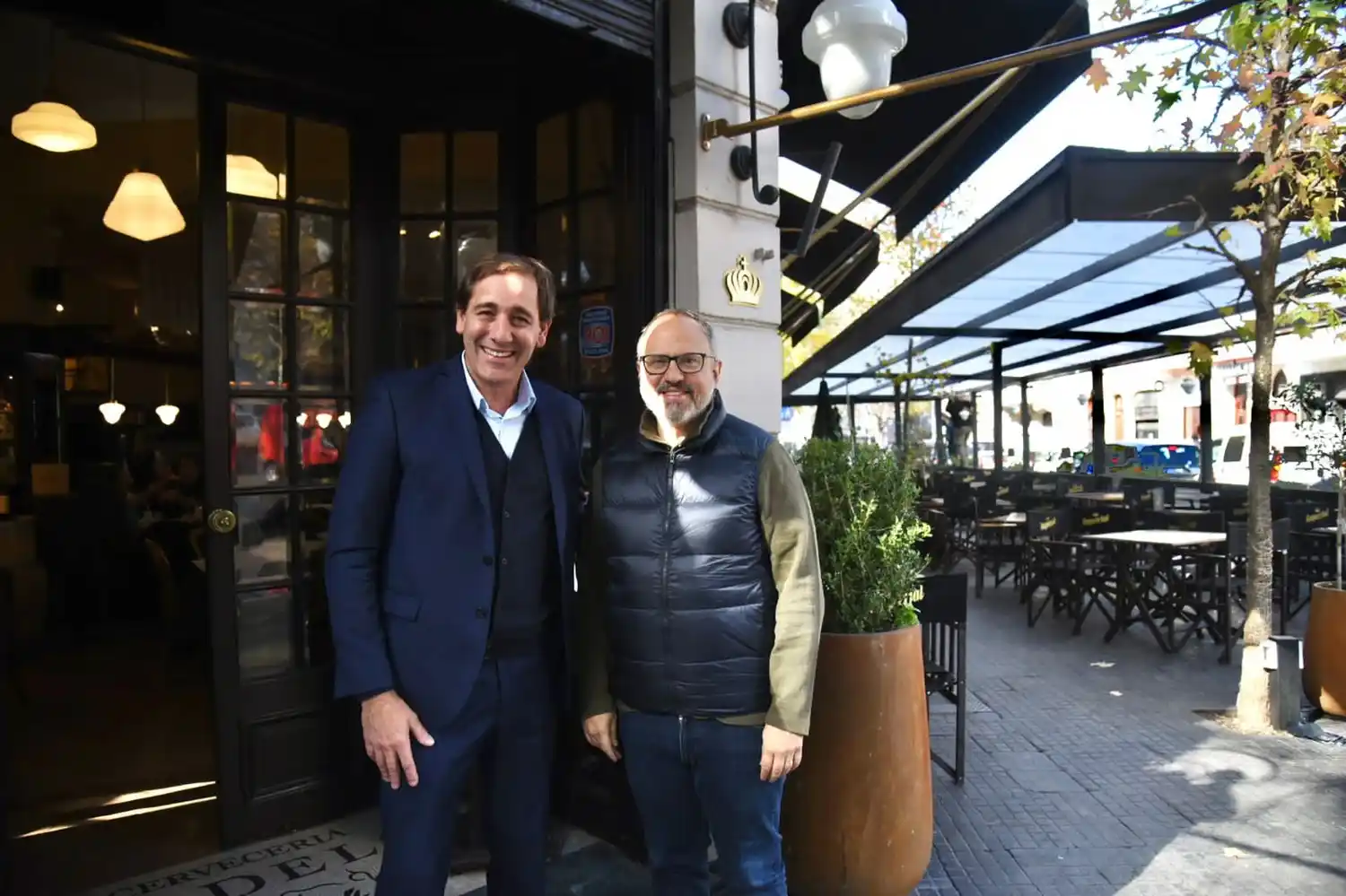 Valenzuela visitó a Julio Garro en La Plata con agenda política: Acordaron encuentro sobre autonomía