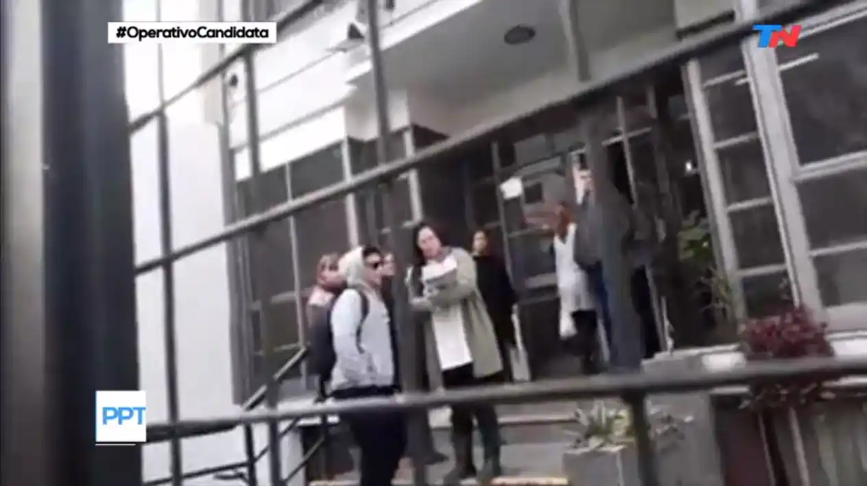 Denuncian graves irregularidades en los actos públicos para tomar cargos en la Provincia 