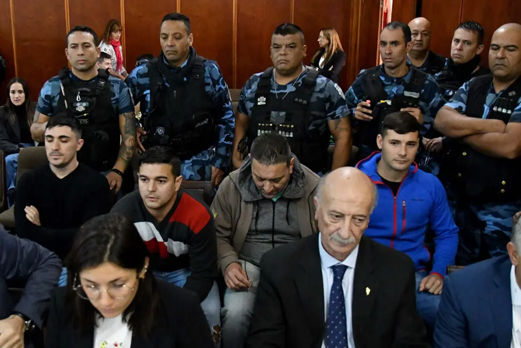 Masacre de Monte: piden reclusión perpetua y condenas de 20 años para los policías