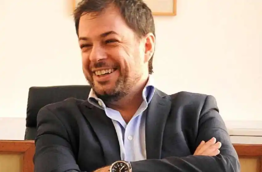 Renunció Valentín Díaz Gilligan