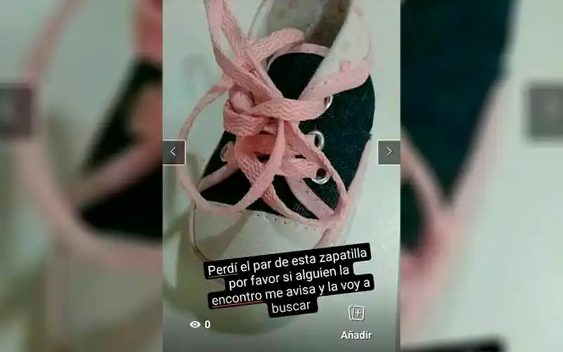 Buscan zapatilla de bebé