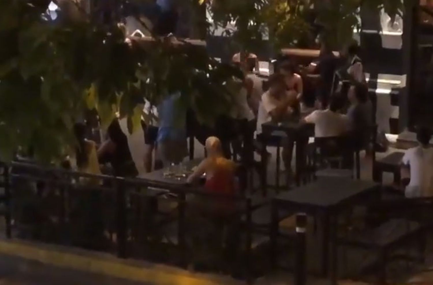 Hartos: vecinos de Pichincha difundieron un nuevo video para denunciar ruidos molestos