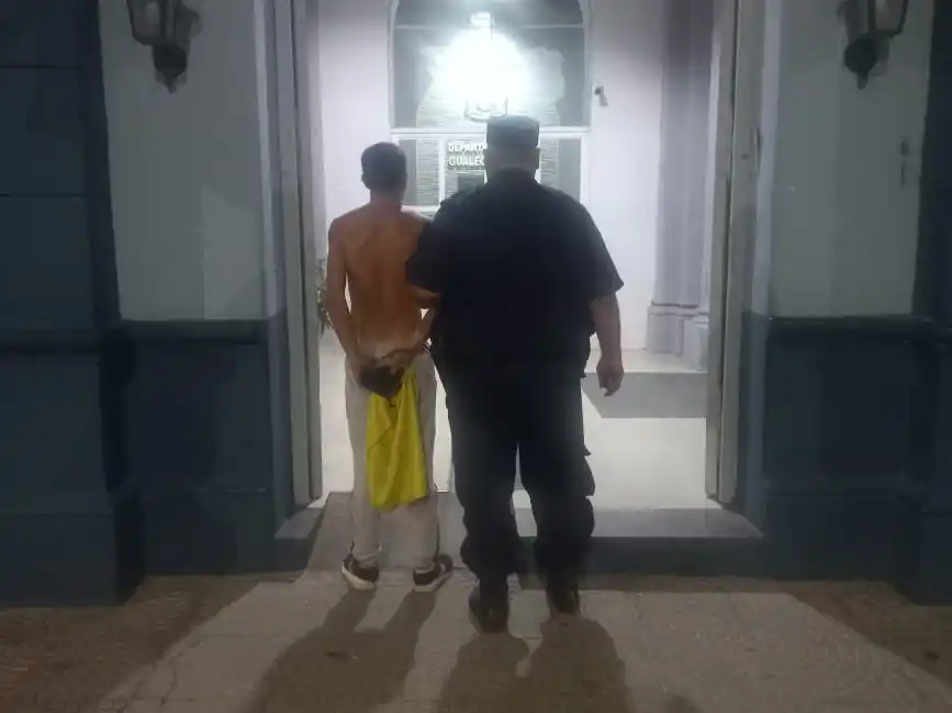 Lo amenazaron con una arma blanca en el Corsódromo y le robaron su celular