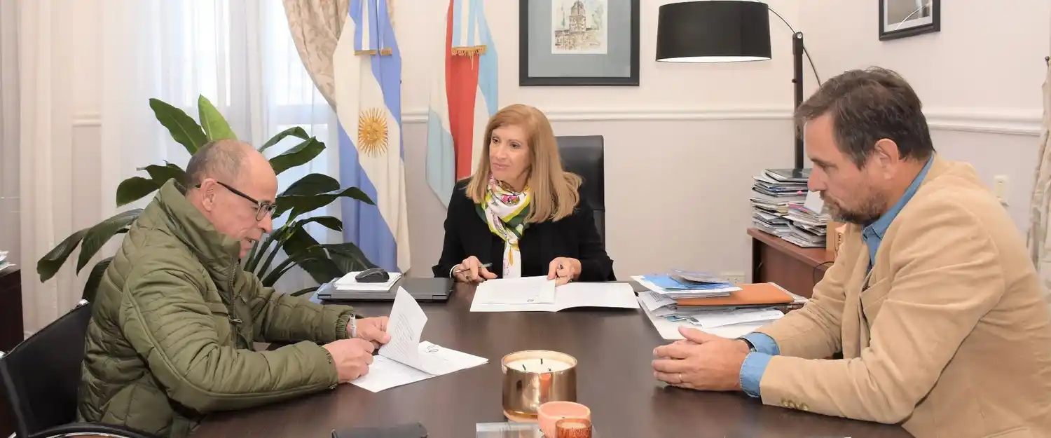 El gobierno provincial continúa fortaleciendo la videovigilancia en municipios y comunas