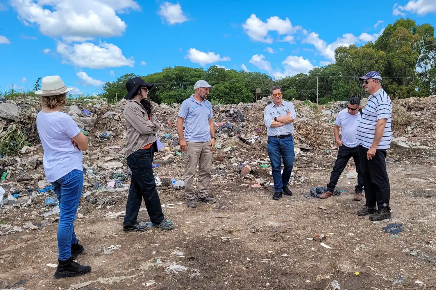Basura. Pronto comienza el saneamiento del basural en Benito Juárez