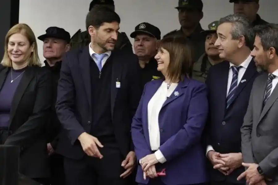 Seguridad: Bullrich llegará a Rosario para reunirse con Pullaro este lunes