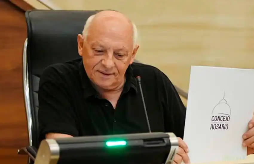 Piden sancionar al concejal Marcelo Megna por darle «me gusta» a un comentario a favor del intento de magnicidio a Cristina Kirchner