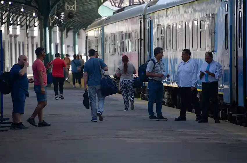 UCIP respalda el traslado del fin de semana largo a otra fecha