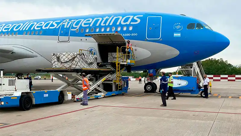 Además de las vacunas del Covax, el domingo arribarán más dosis de Sputnik V