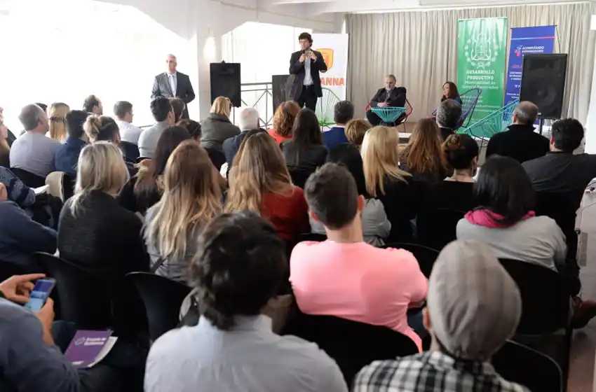 Se realizó la tercera edición de #MDPEMPRENDE