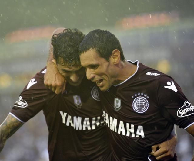 Lanús fue más que Banfield y se dio un gustazo en un clásico vibrante