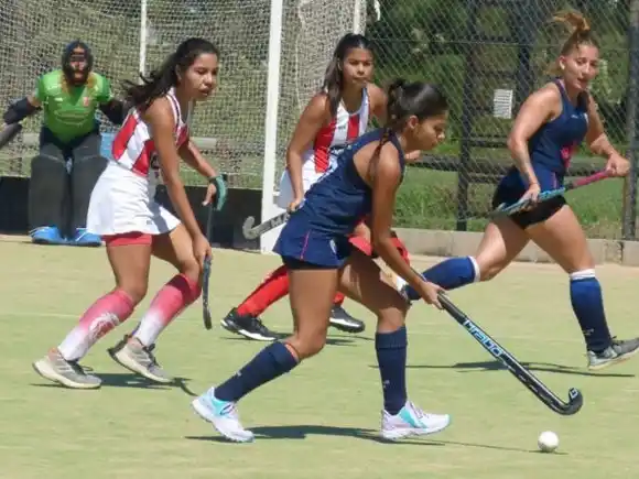 Equipos de la FOSH disputarán la Copa Santa Fe de hockey femenino en Humboldt y Rafaela