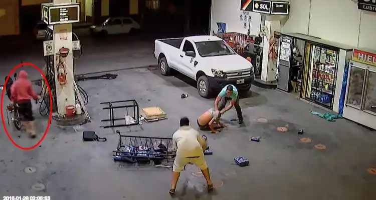 El adolescente que robó en la estación  de servicio Sol cumple la mayoría de edad