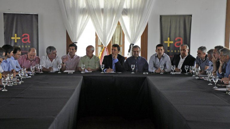 Massa lanzó la Mesa Nacional del Frente Renovador con críticas por los cortes de luz