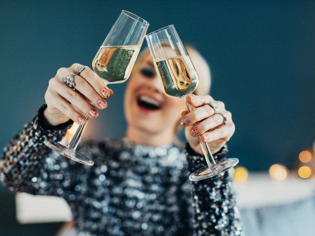 Elegir el silencio: qué significa pasar Año Nuevo en soledad según la psicología