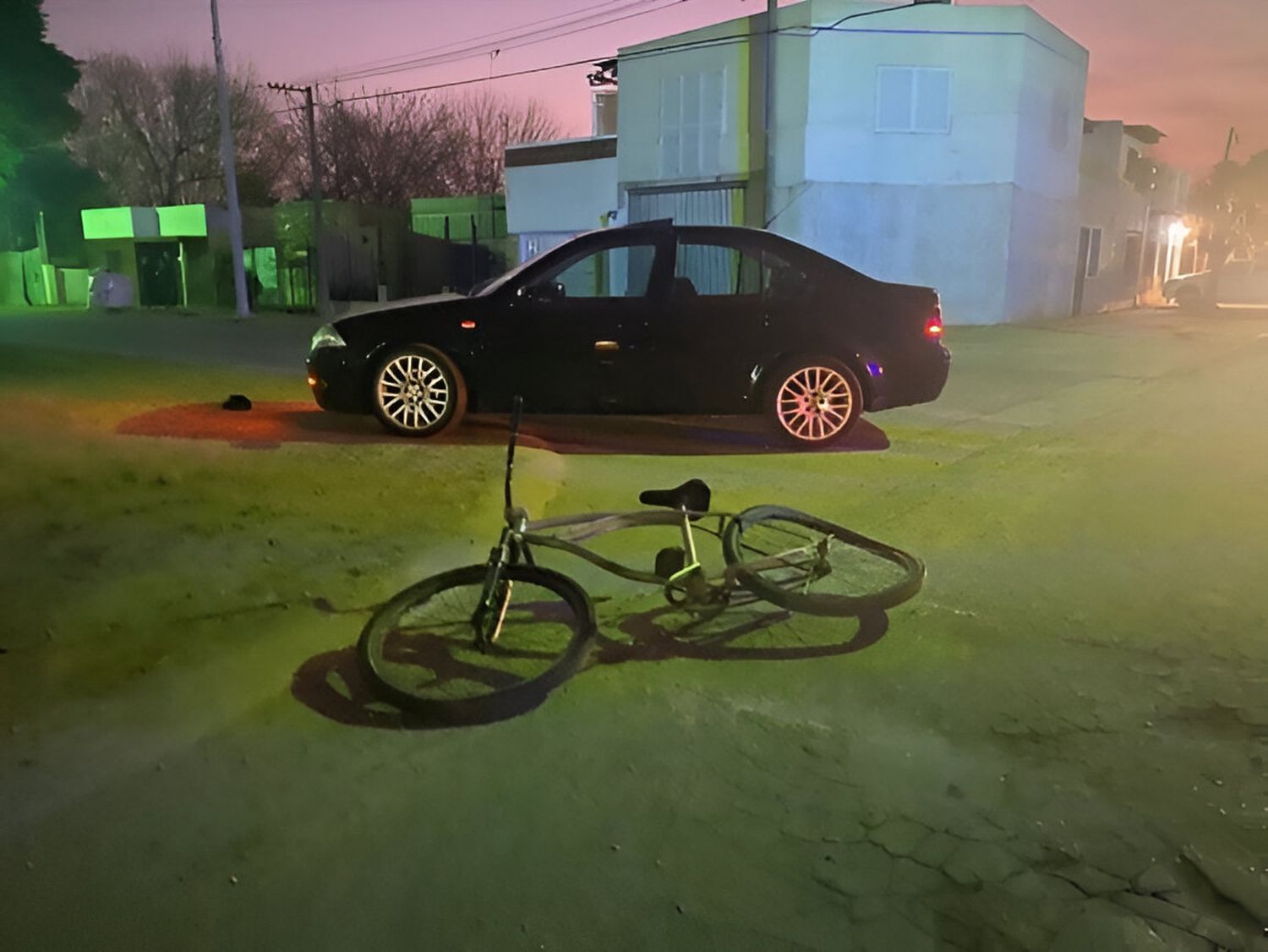Ciclista en terapia intensiva tras accidente: aguardan traslado a un centro de mayor complejidad