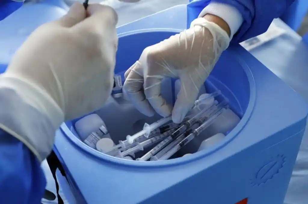 Brasil estudia una vacuna única contra el COVID-19 y la gripe