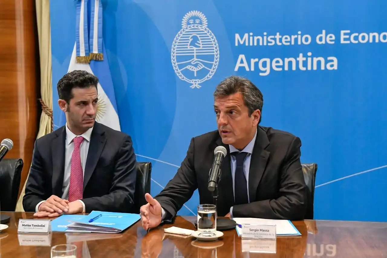 Amplían el Presupuesto en $1,53 billones para pagar aumentos salariales de fin de año