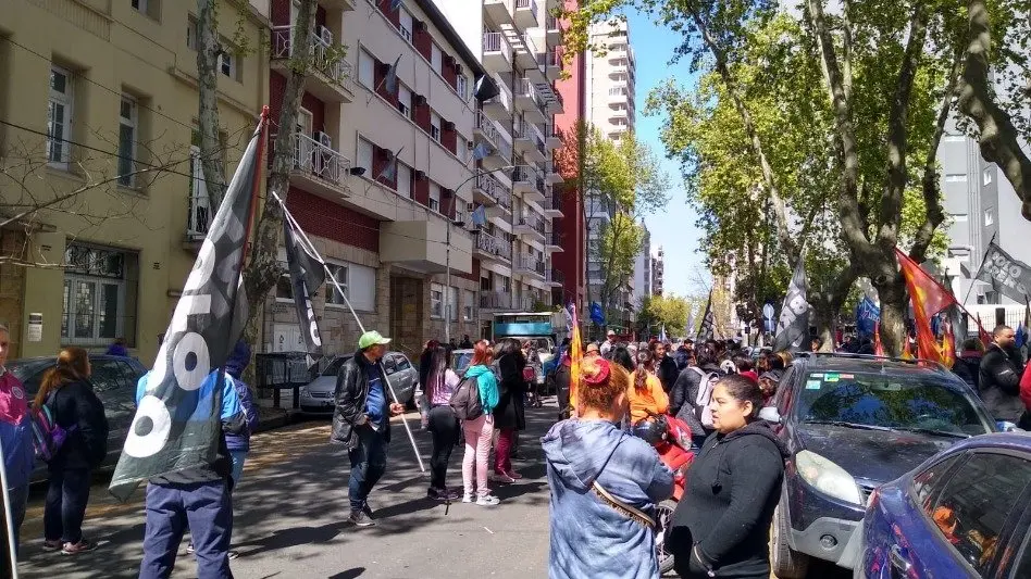 Concentración en tribunales con la consigna "Basta de Violencia Policial"
