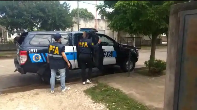 Rosario: dos policías federales heridos en un operativo conjunto