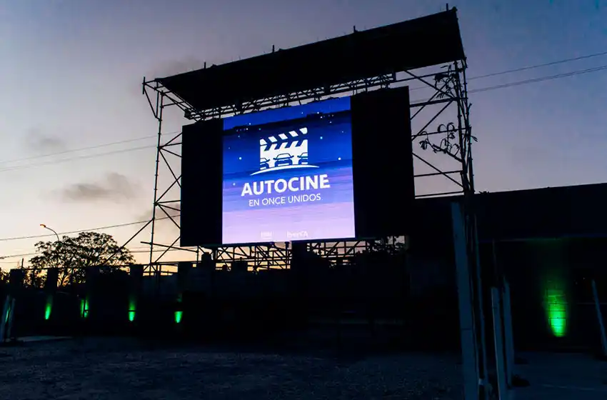Debut del autocine: cómo fue el primer evento con público en Mar del Plata