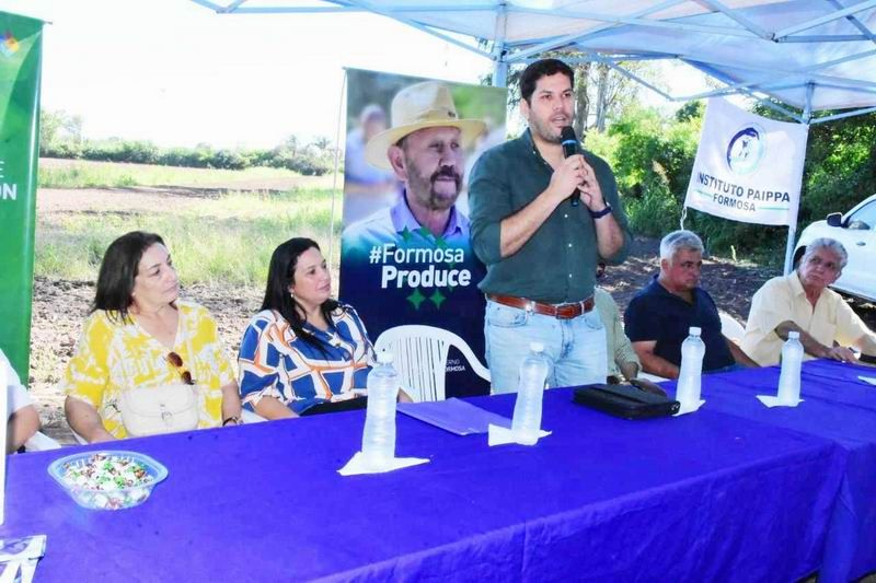 Colonia Cuatro Bocas albergó encuentro 
de productores con el Gobierno provincial