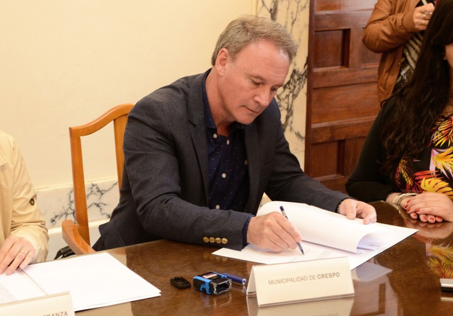 Crespo destina $1.090.000 al Programa Municipal de Becas