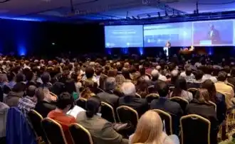 Empresarios piden bajar el tono a la turbulencia política