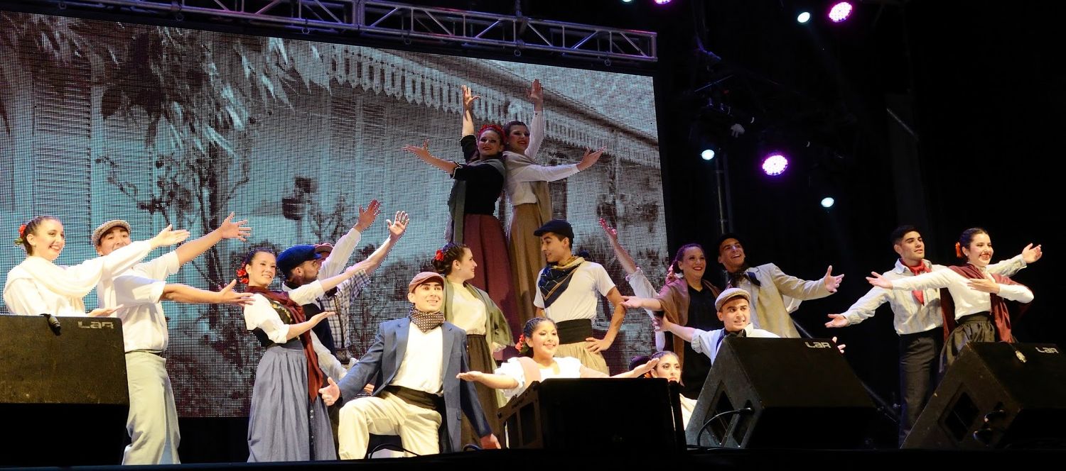 Cartelera de espectáculos de la Fiesta Nacional de la Avicultura