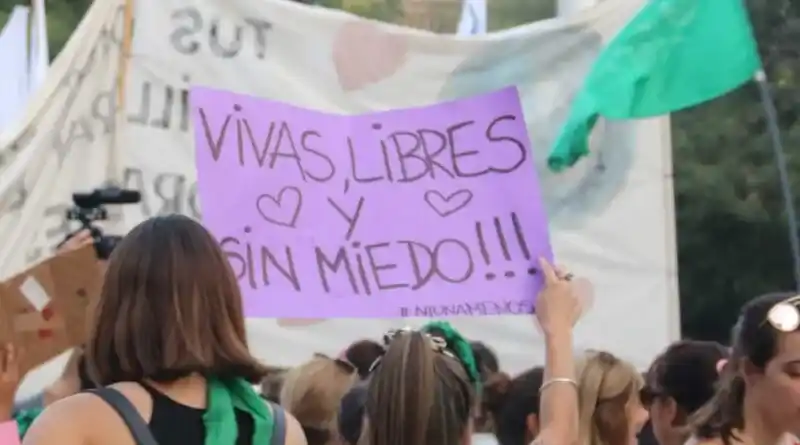 Un hombre fue acusado de golpear e insultar a su mujer en Rufino