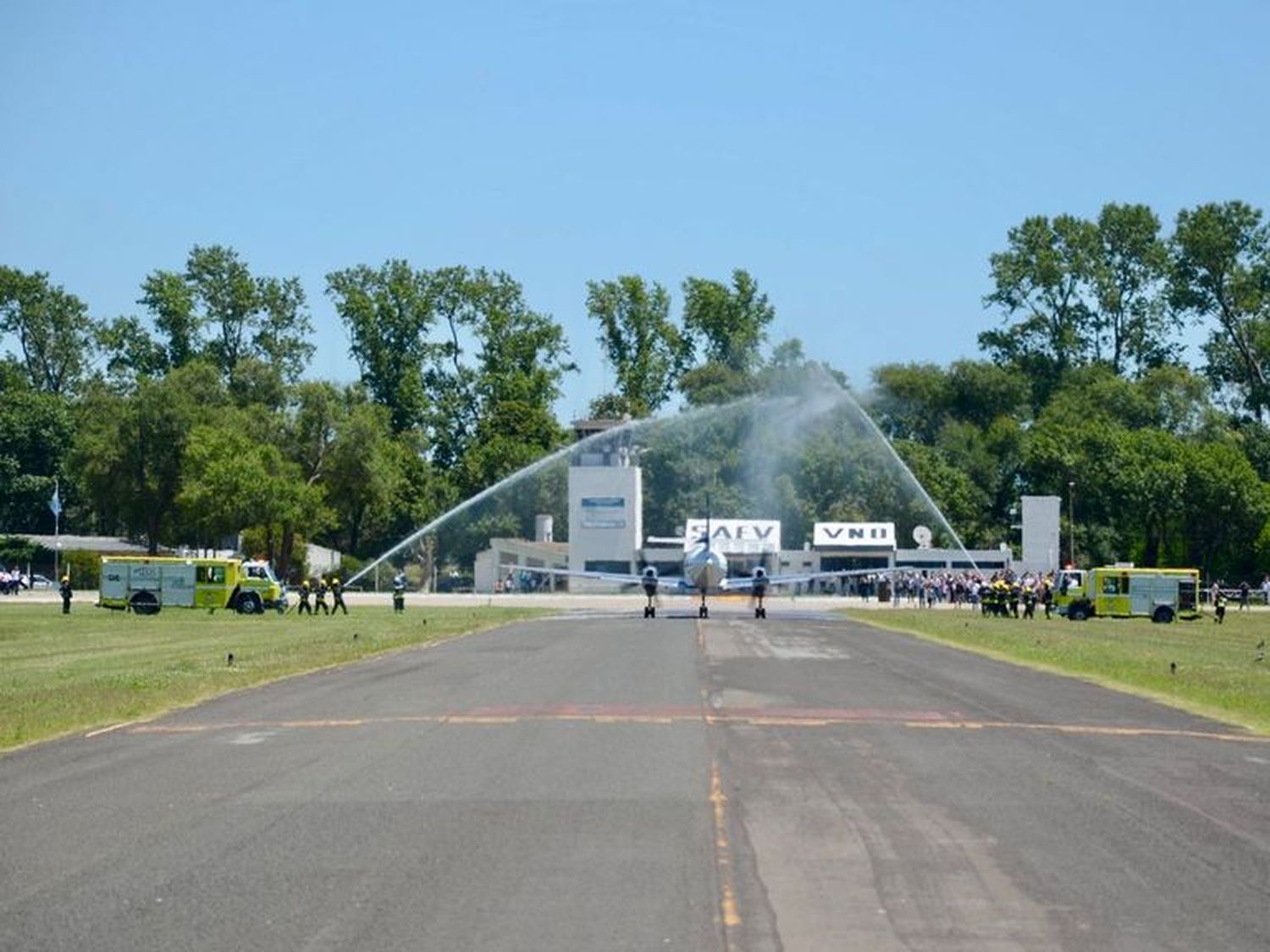 Se inauguró la ruta aérea entre Venado Tuerto y Aeroparque (Fotos SUR 24)