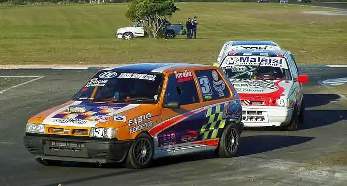 La Copa Turismo Standard 1400 vuelve al ruedo   