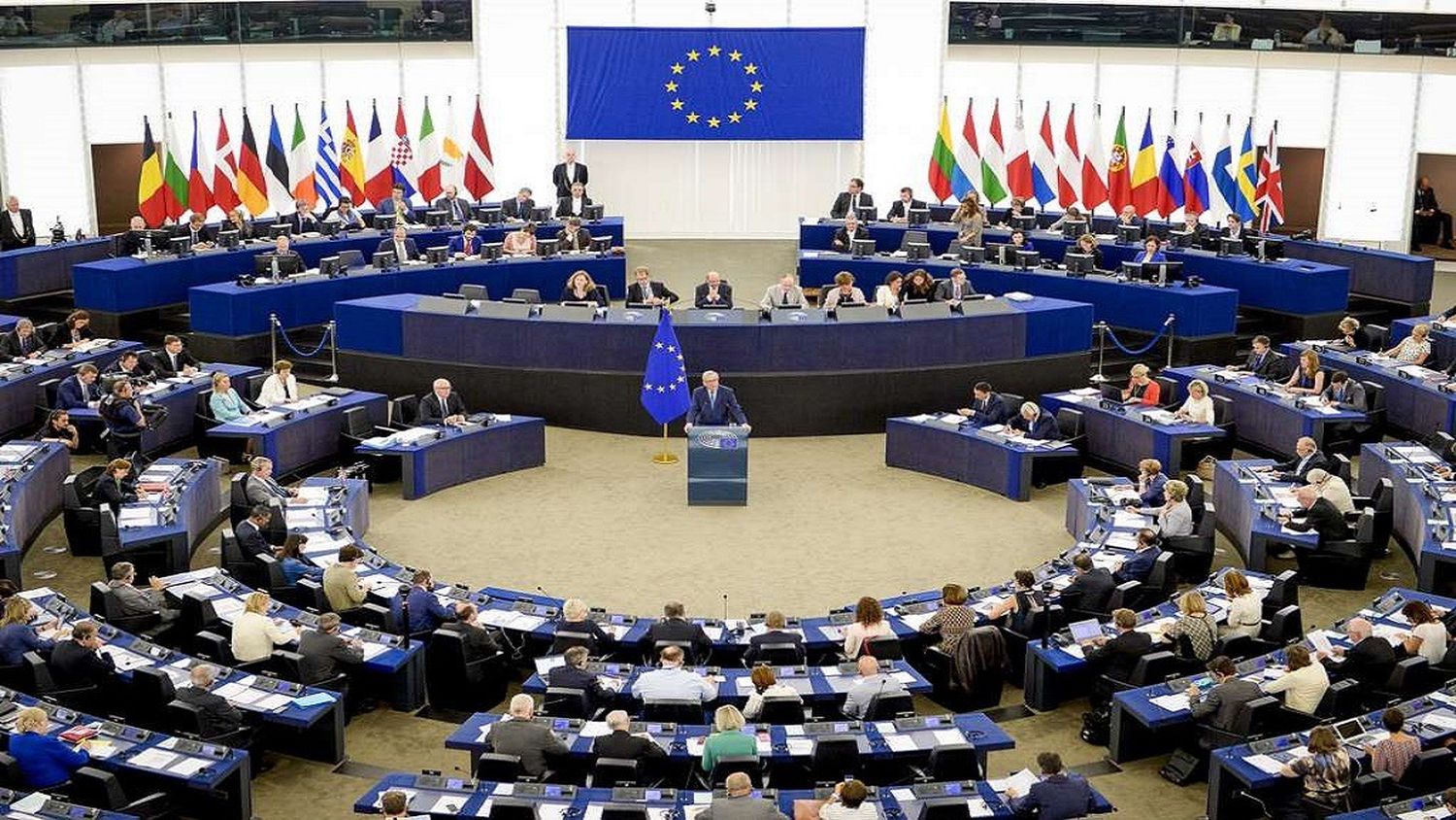 Incluyen a Venezuela entre países de "alto riesgo" en lavado de activos