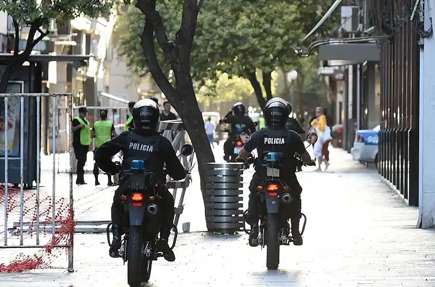Paro de municipales: control en peatonales estará a cargo de la Policía