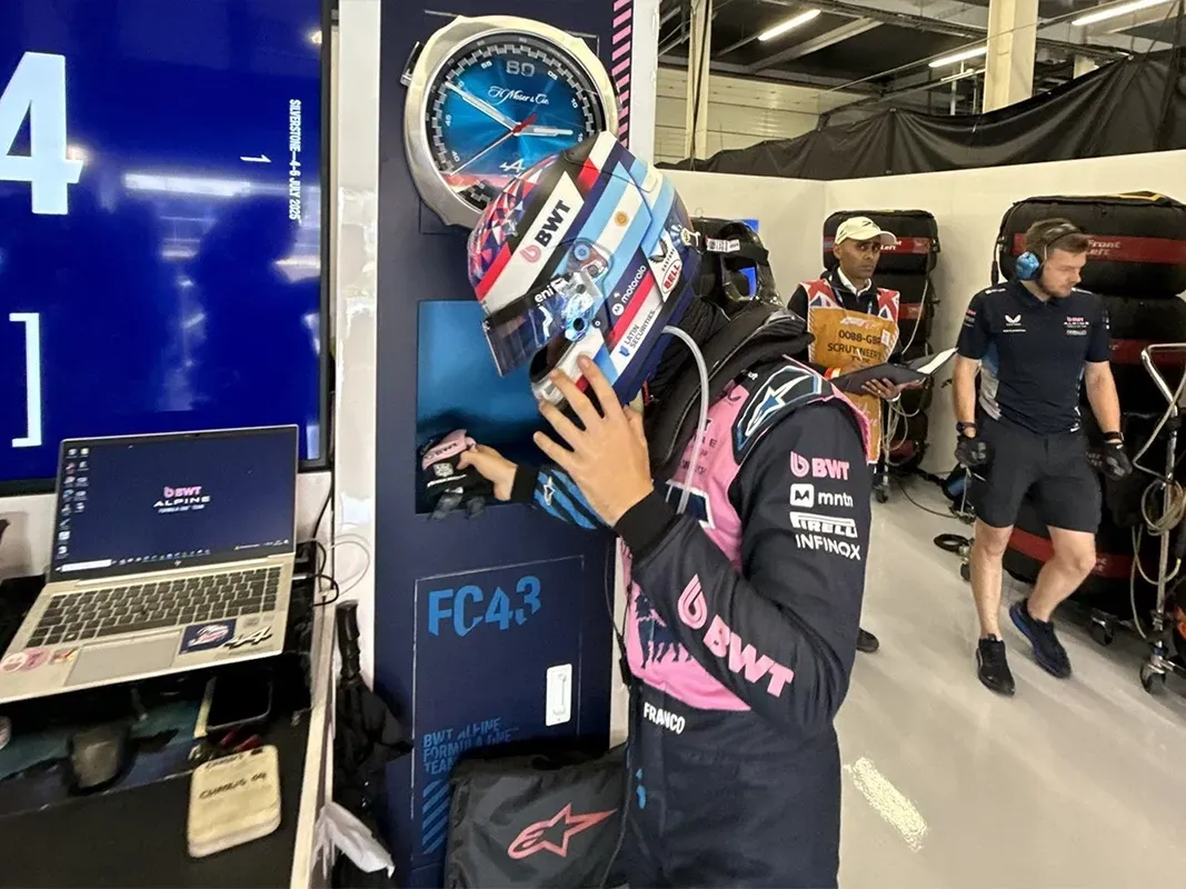 Colapinto tuvo que abandonar el GP de Gran Bretaña por problemas en su Alpine