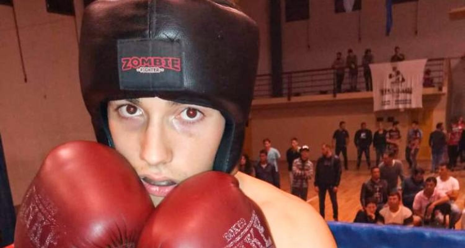 Tobías Álvarez, promesa de los puños: “Me incentiva mucho mi familia”