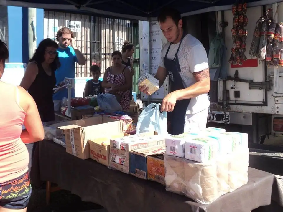 Pastas, lácteos y panificados a precios populares