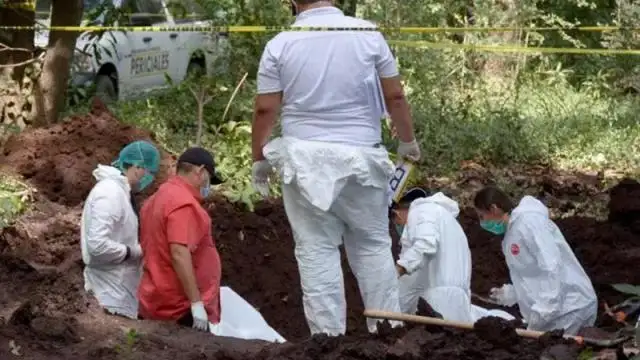 Hallan 39 cadáveres en unas 20 fosas clandestinas en México