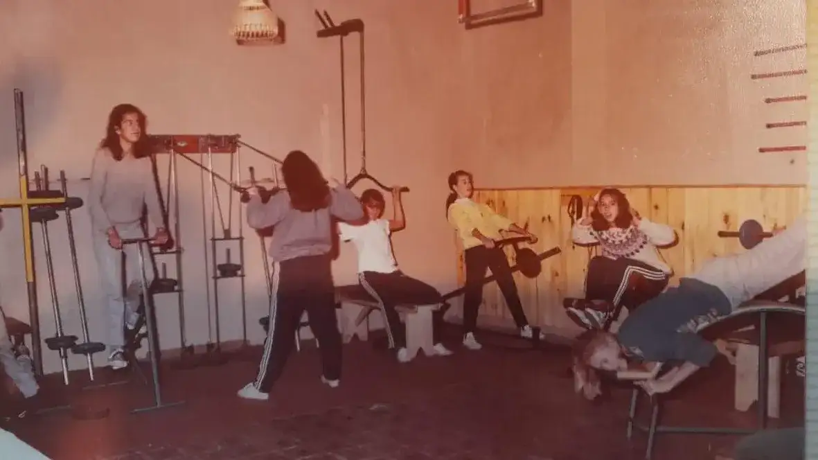 En 53 y 58. Funcionó en su primera etapa el gimnasio Moras