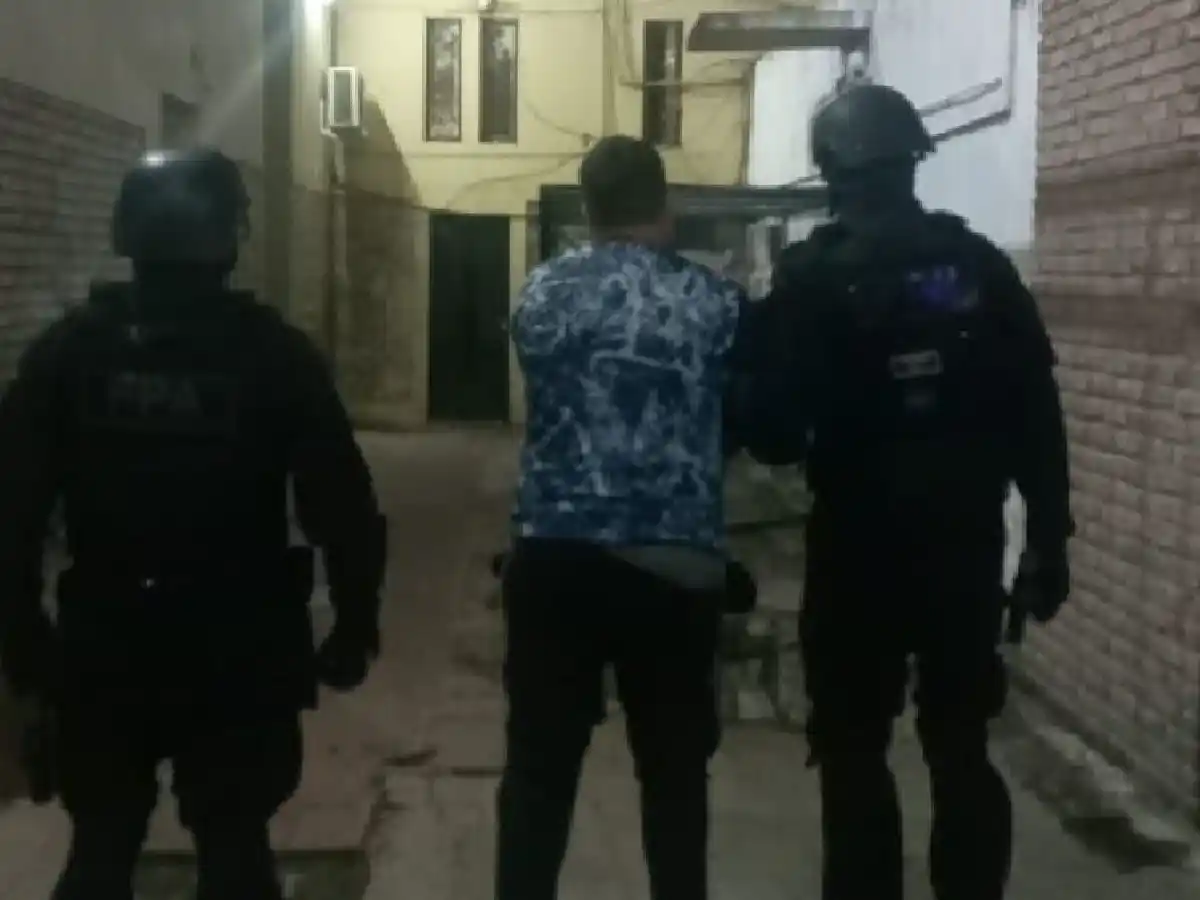 Hay dos detenidos por venta de drogas en San Francisco