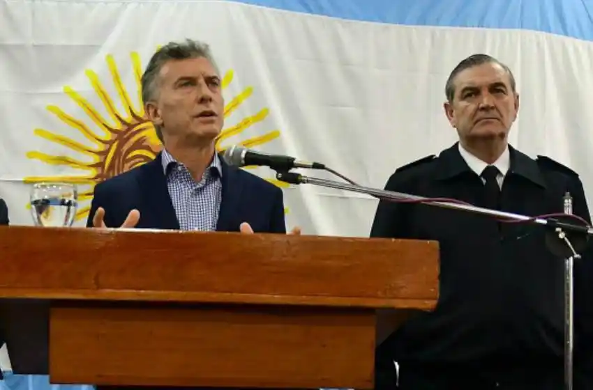 ARA San Juan: el ex jefe de la Armada irá el martes al Congreso