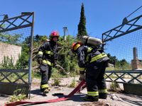 Más de 150 efectivos se capacitaron para combatir incendios de grandes dimensiones