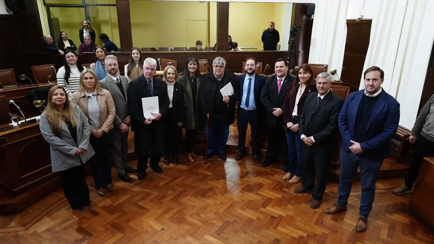 Restituyeron el SUM del barrio Constitución  y homenajearon a periodistas locales