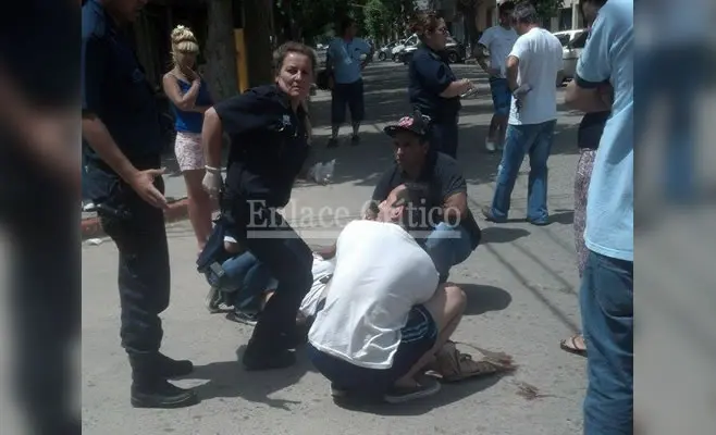 Zárate: En un video aseguran que "el Municipio paga por una sola ambulancia"