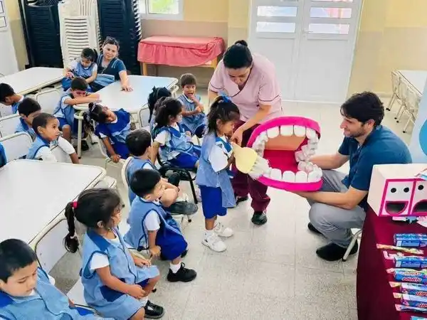 Con acciones en los jardines de infantes 
refuerzan cuidado de la salud bucal en la niñez